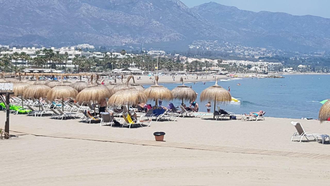 マルベーリャPuerto Banusアパートメント エクステリア 写真